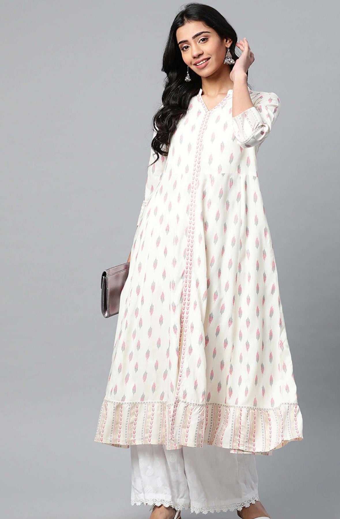 <img src="a-line-cotton-flared-kurti.jpg" alt="A-line cotton flared kurti for women – breathable ethnic wear with elegant silhouette" />
