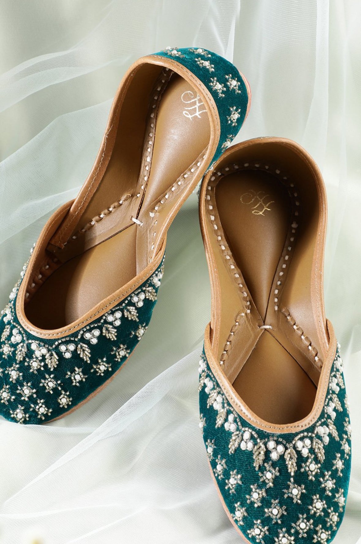 Ethnic Footwear Dark Green Jutti