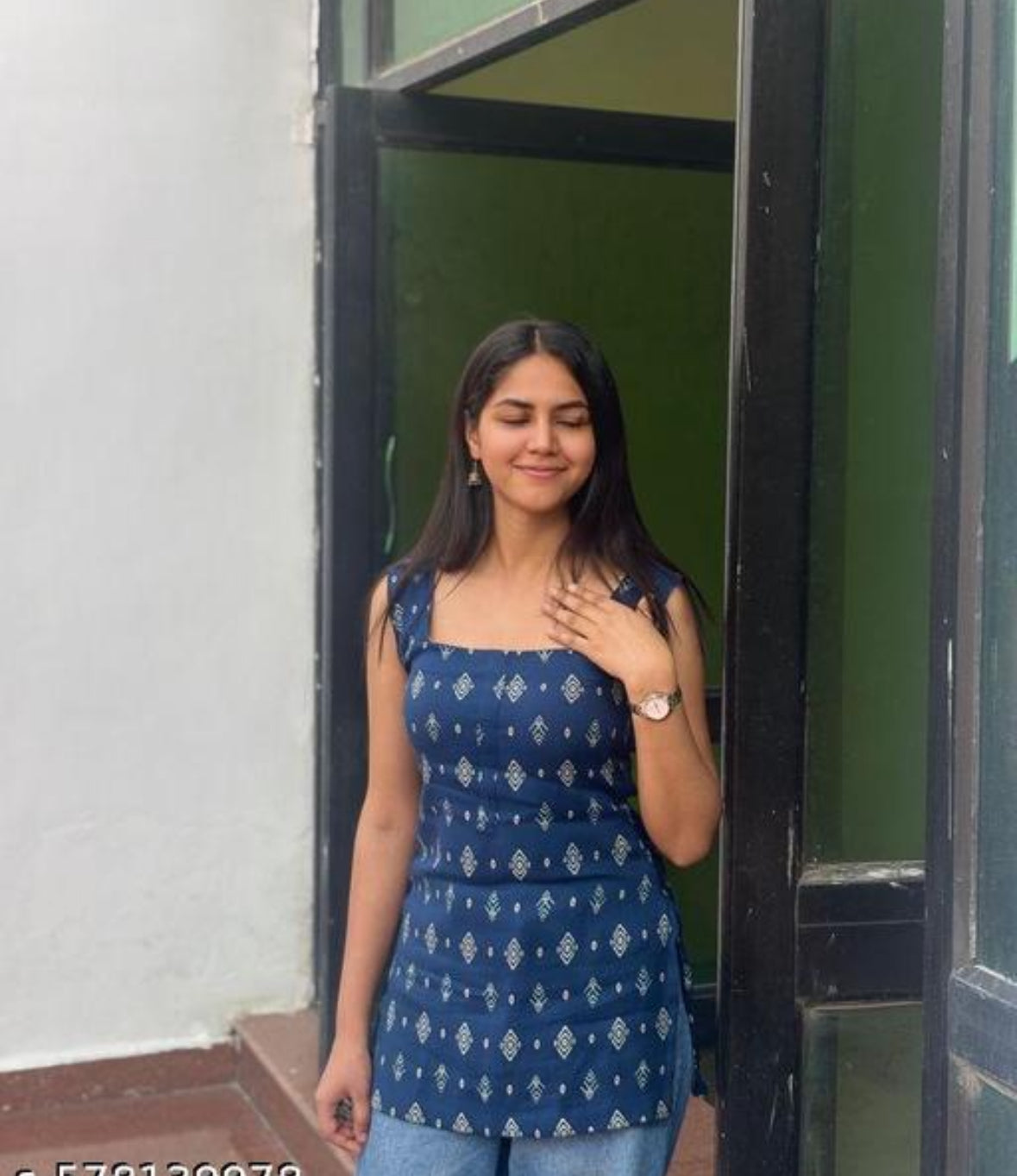 Sleeveless blue printed short kurti under $20