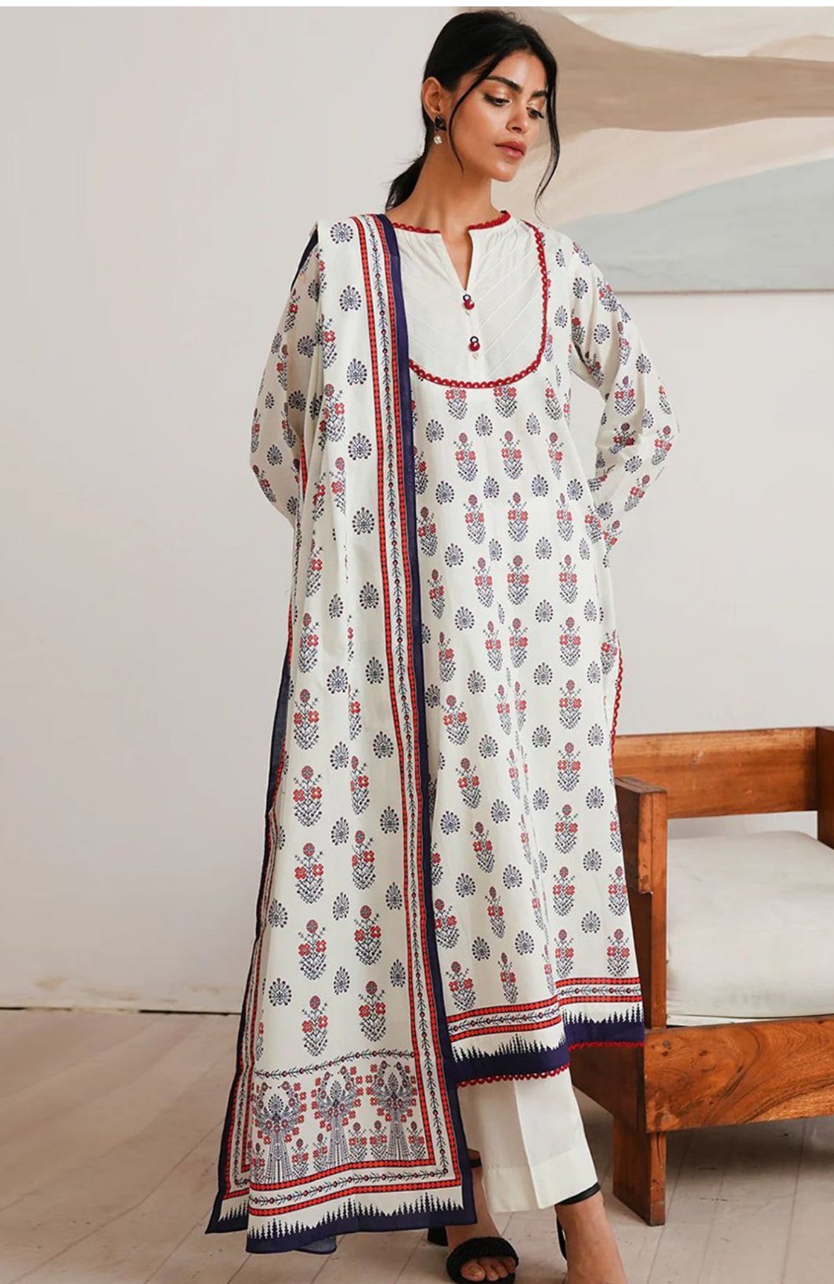 Pakistani 3 piece suit